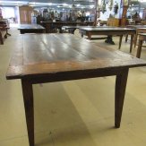 11853-antieke-grote-tafel-met-mooi-blad-3.JPG