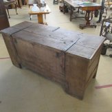 11729-LAAT-gotische-eiken-stollentruhe-5.JPG