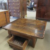 10841-18e-eeuwse-salontafel.JPG
