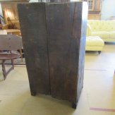 11747-17e-eeuwse-Spaanse-kast-3.JPG
