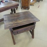 11868-19e-bijzet-tafel-met-door-schuif-lade-1.JPG